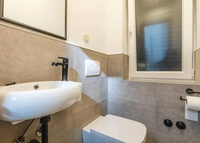 Dolina * Opuzen (Dubrovnik-Neretva)